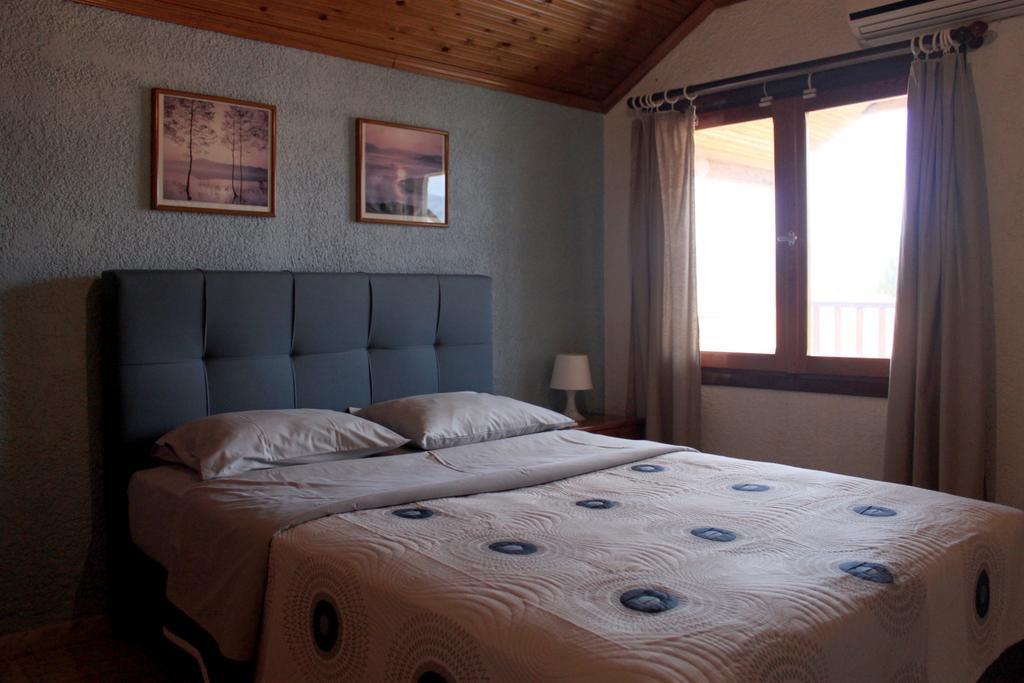 Kehagias Apartments Vrasná Zewnętrze zdjęcie
